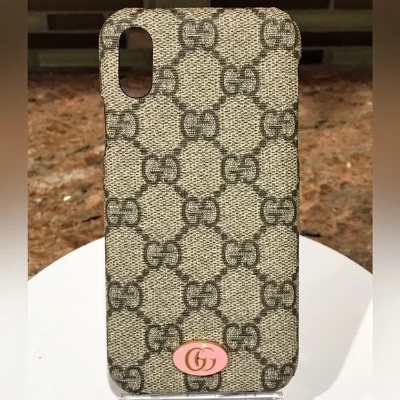 GUCCI Supreme Signature Coated Canvas IPhone X/XS Case 🔥 GUCCI Supreme Signature Coated Canvas IPhone X/XS Case 🔥